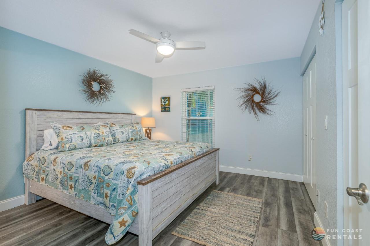 Dog Friendly Home Wprivate Fenced Yard, Garage & Fire Pit Steps To The Beach! New Smyrna Beach Εξωτερικό φωτογραφία