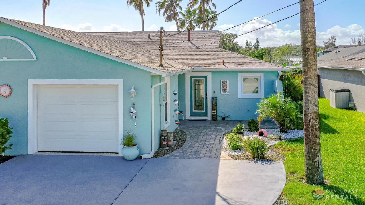 Dog Friendly Home Wprivate Fenced Yard, Garage & Fire Pit Steps To The Beach! New Smyrna Beach Εξωτερικό φωτογραφία